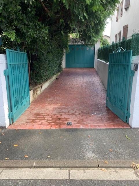 Apartment 55 M2, Sunny Garden & Pool In Villa 1905 Hendaye Exterior photo